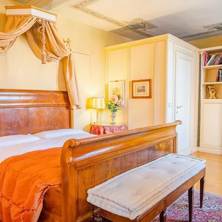 Domus Nova Palace - Italian Homing 2*