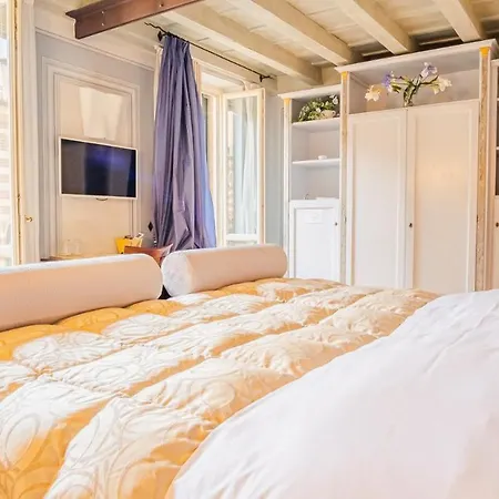 Гостьовий будинок Domus Nova Palace - Italian Homing 2*