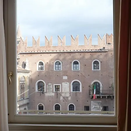 Гостьовий будинок Domus Nova Palace - Italian Homing