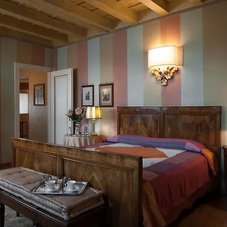 Гостьовий будинок Domus Nova Palace - Italian Homing 2*