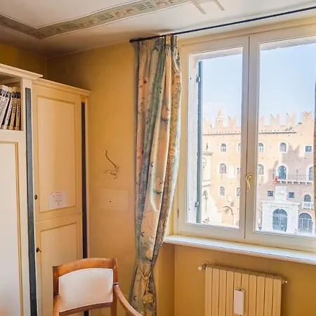 Domus Nova Palace - Italian Homing 2*